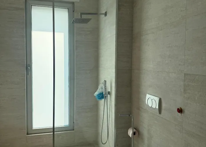 Luxury Escape With Stunning Sea View Durrës